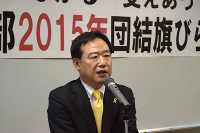 石子委員長は、昨年を振り返り、課題が山積するなか、よくふんばってくれたと感謝の意を述べた